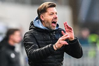 To je hlína, ne trávník! Horejš si po vypadnutí z MOL Cupu stěžoval na hřiště - Sport.cz